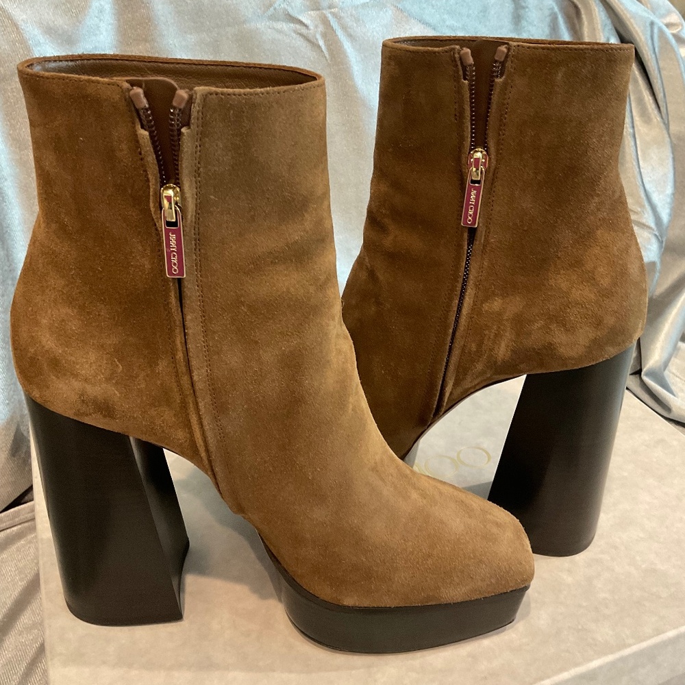 Jimmy Choo, size 40 EU (9.5), suede